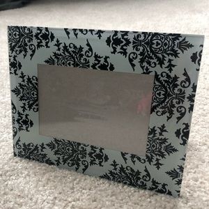 3/$20! Black and Grey Glass Picture Frame